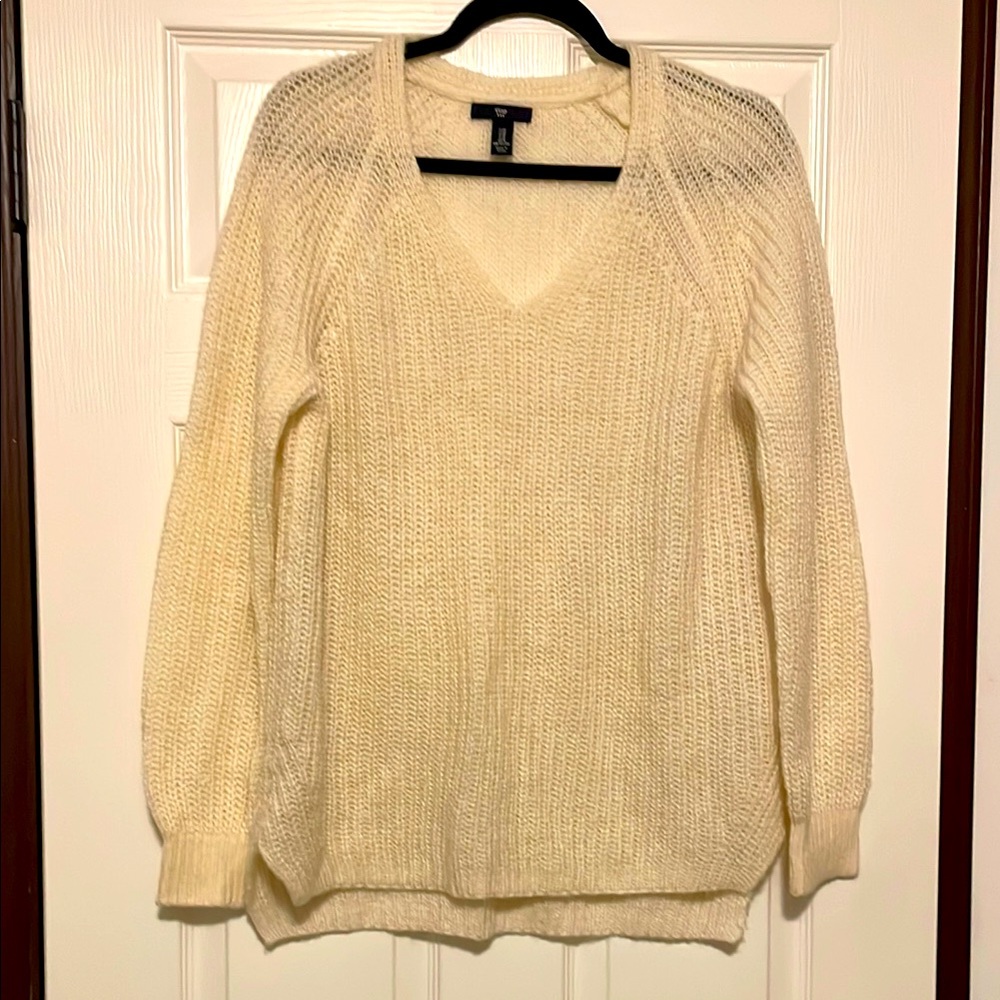 Gap Sweater Women's Size M Antique White